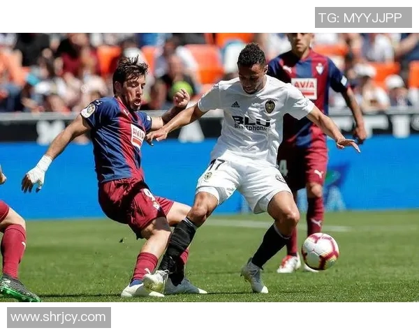 莱万特与毕尔巴鄂竞技的西甲保级之战防线救赎的较量与挑战